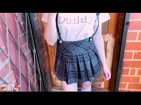 ❤️ Schoolgirl sûget har lul djip en neukt ynstee fan klassen. ❤❌ Anale fideo op fy.extratorrents.top ️❤