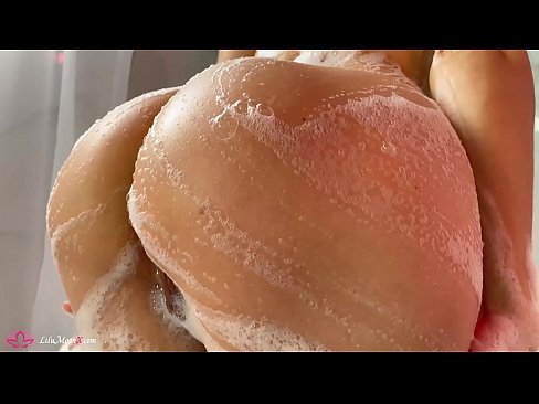 ❤️ Brunette masturbearet poesje mei Vibrator nei intens orgasme yn dûs ❤❌ Anale fideo op fy.extratorrents.top ️❤